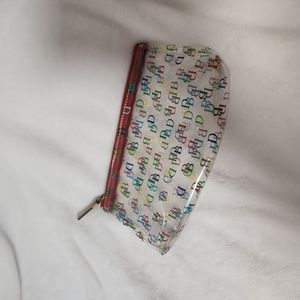 Dooney and bourke makeup bag